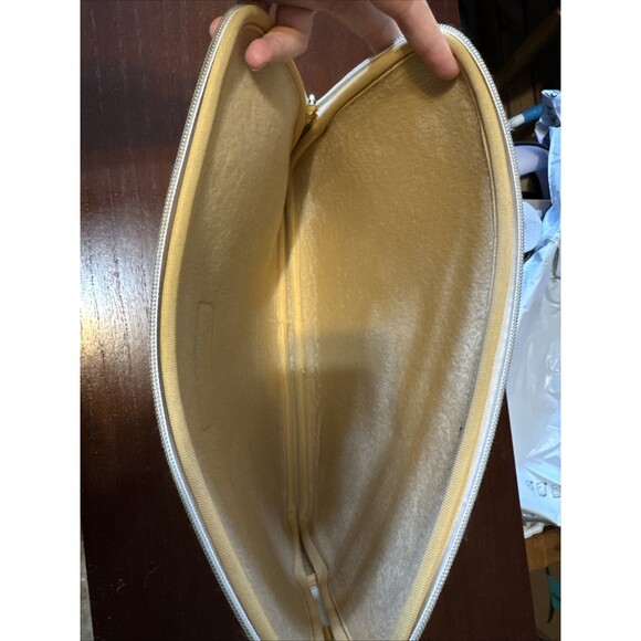 Kayond Blue & White Elephant Pattern Laptop Sleeve With Zipper - Picture 2 of 3